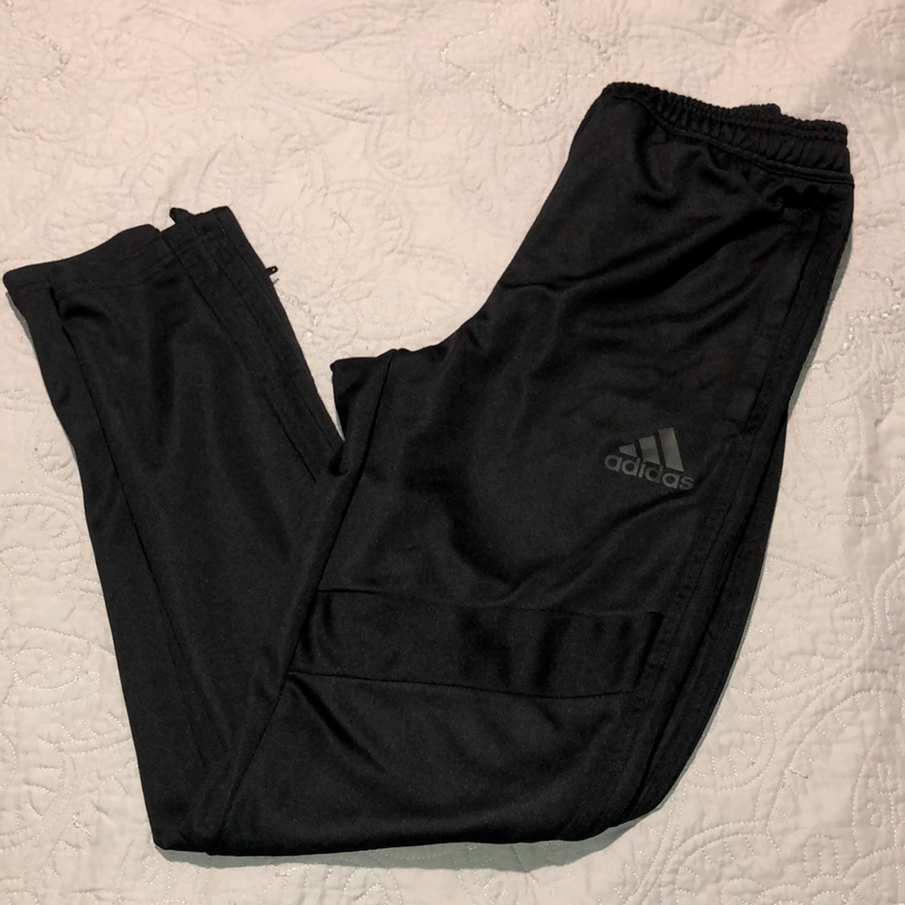 Adidas joggers